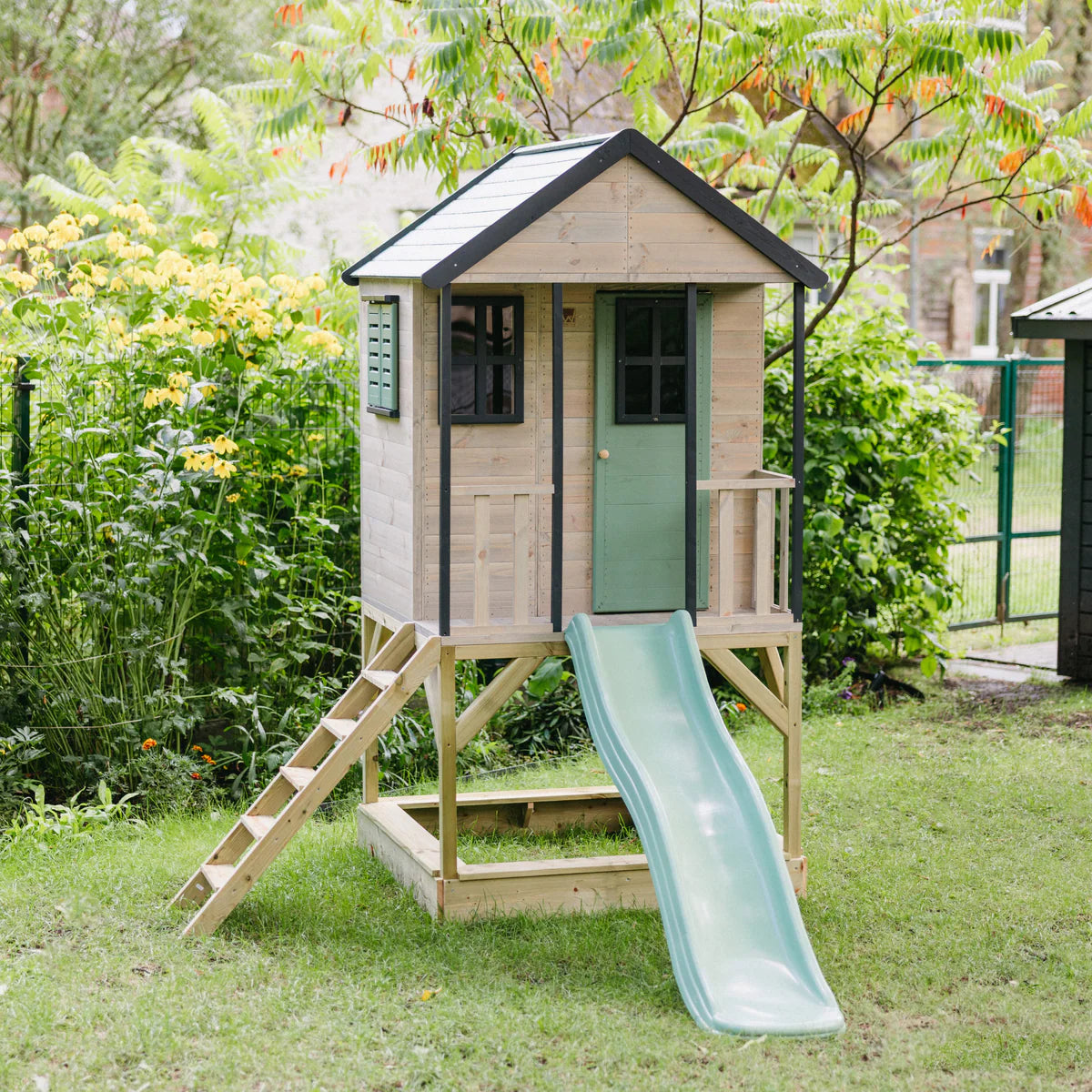 Casetta in legno da Giardino Modulare Summer Adventure House certificata con scivolo e scaletta