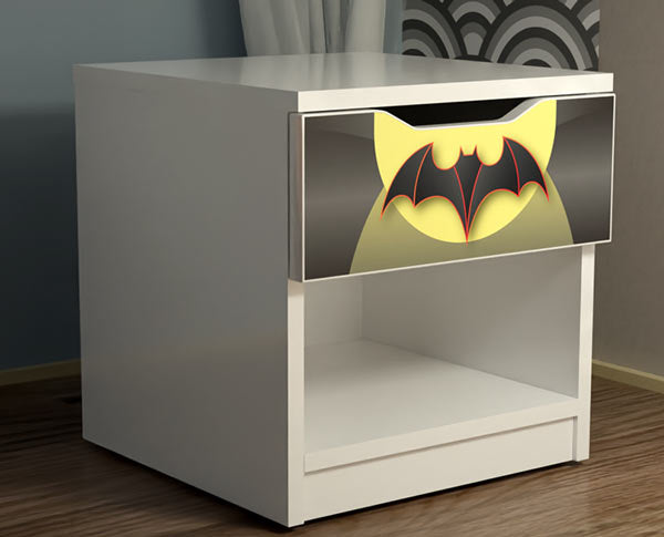 TPBATCOM Comodino "Super eroi" deluxe in legno  40 x 38 x 42
