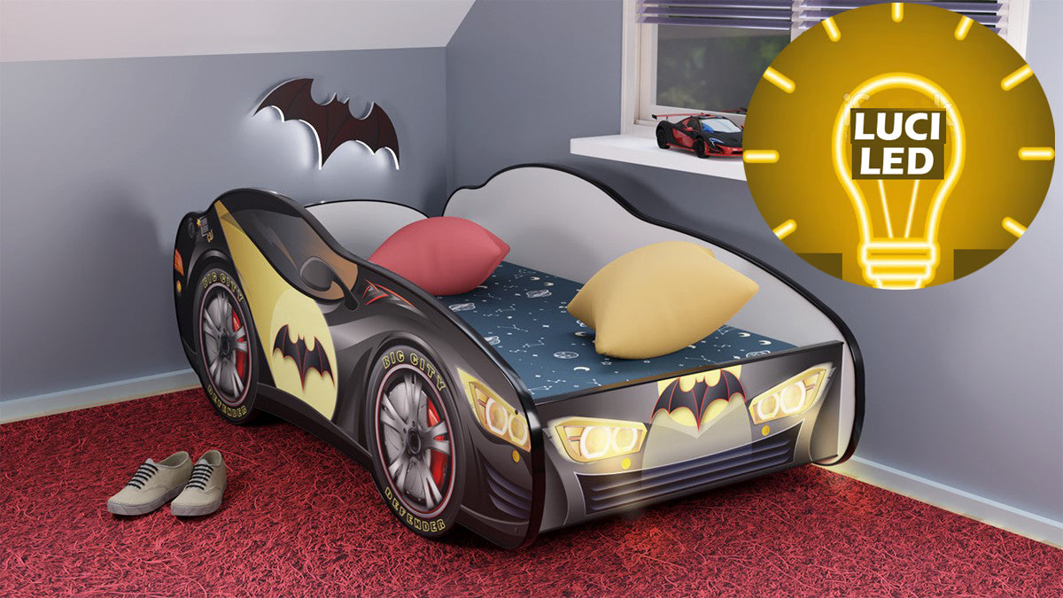 TPBATLED Letto 160x80 a forma di macchina dei super eroi con doghe in legno e materassino incluso con luci led e interruttore per  illuminazione notturna