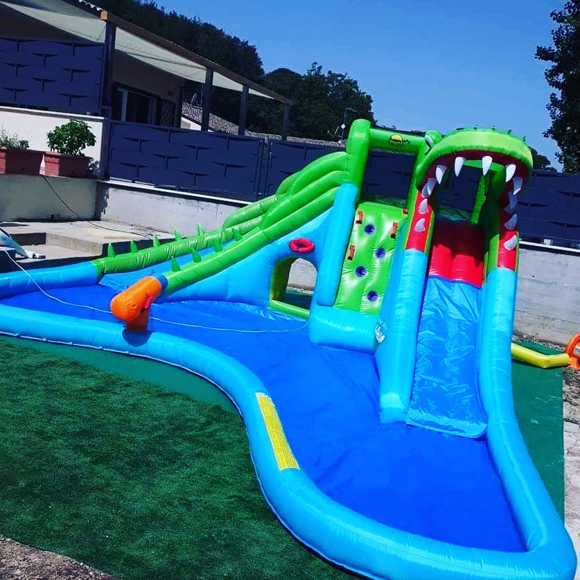 Gonfiabile Coccodrillo con Piscina e 2 Scivoli 570x515x240cm | Top2Trade | 9517