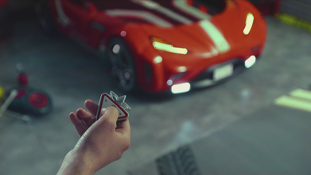 Letto a forma di Auto Sportiva Materasso omaggio con luci a led ed effetti sonori